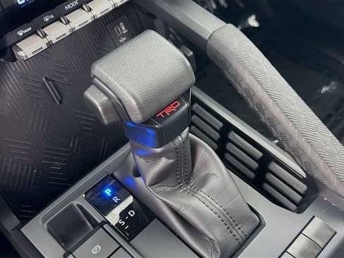 Certified 2024 Toyota Tacoma TRD Off-Road AWD/4WD image 16