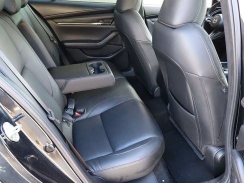 Used 2019 MAZDA MAZDA3 Sedan w/ Select Package FWD image 16