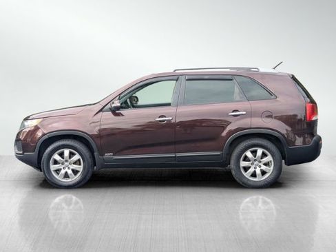 Used 2013 Kia Sorento LX image 7