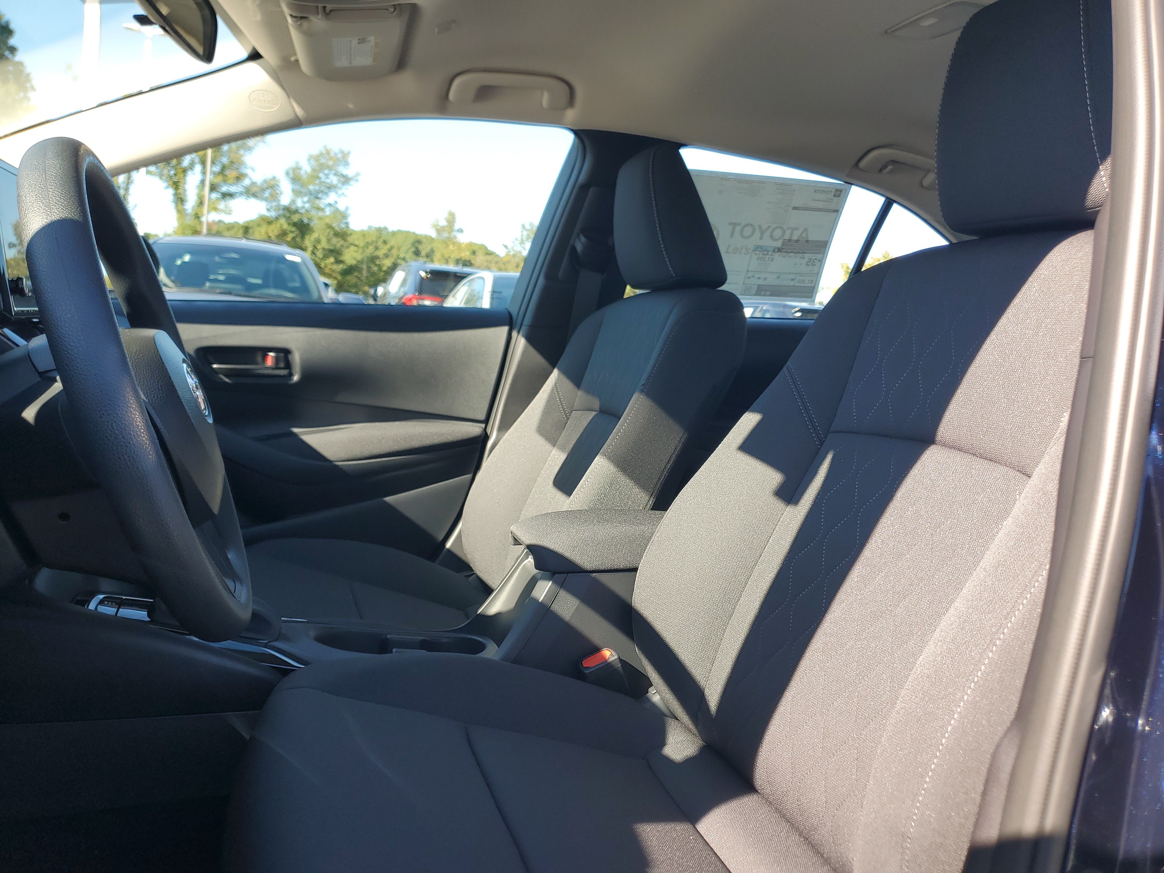 New 2027 Toyota Corolla LE w/ LE Premium Package FWD image 18