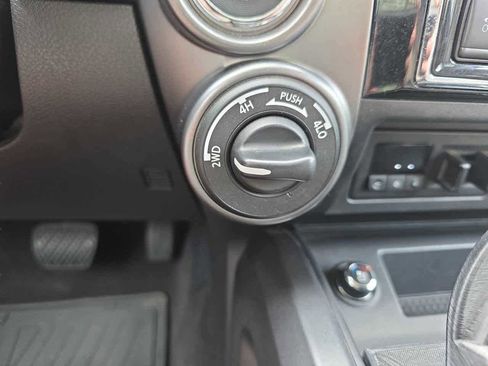 Used 2018 Nissan Titan Platinum Reserve w/ Platinum Utility Package image 27