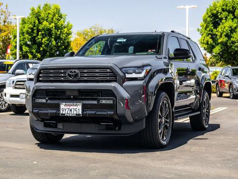 Used 2026 Toyota 4Runner Platinum AWD/4WD image 3
