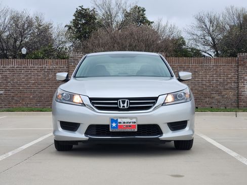 Used 2014 Honda Accord LX image 2
