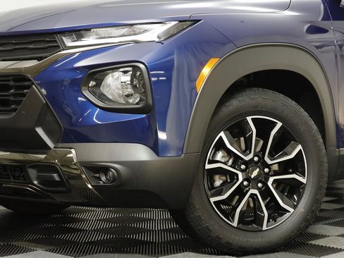Certified 2023 Chevrolet TrailBlazer ACTIV w/ Convenience Package image 3