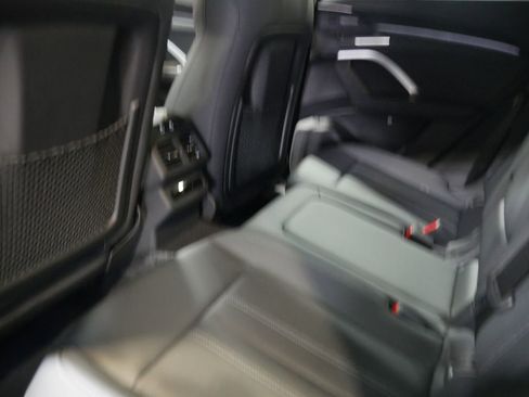 New 2025 Audi Q5 Premium Plus image 22