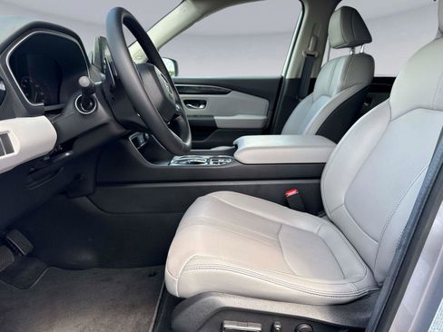 Certified 2025 Honda Pilot Touring image 23