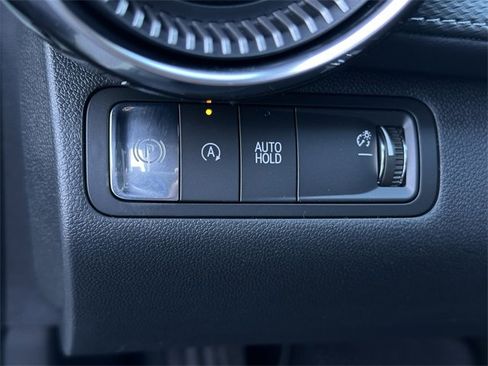 New 2026 Chevrolet Equinox LT image 18