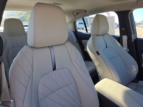 New 2026 Nissan Sentra SL w/ Floor Mat Package FWD image 20