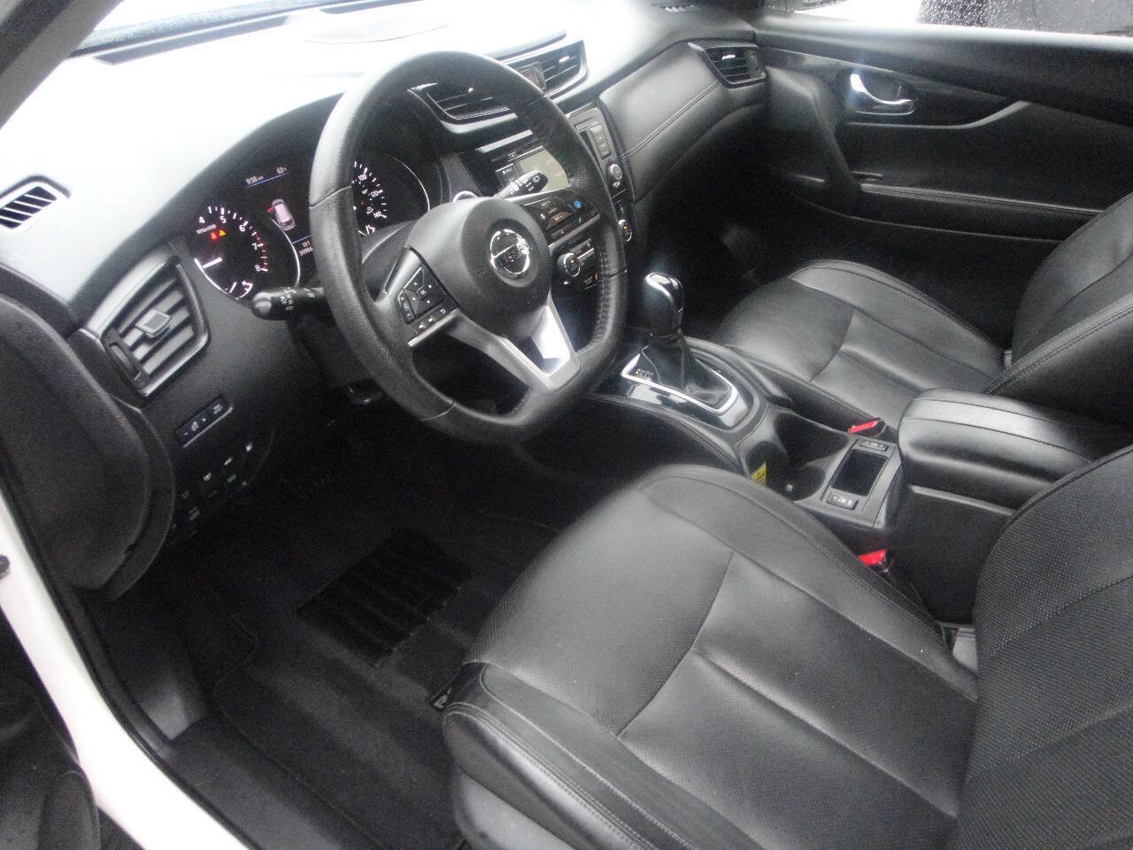 Used 2020 Nissan Rogue SL w/ Premium Package AWD/4WD image 7