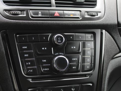 Used 2016 Buick Encore Sport Touring AWD/4WD image 31
