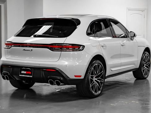 Used 2022 Porsche Macan S AWD/4WD image 8