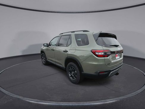 New 2026 Honda Pilot TrailSport image 6