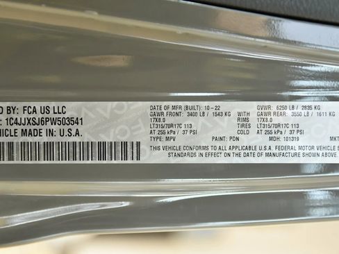 Used 2023 Jeep Wrangler Unlimited Rubicon 392 w/ Xtreme Recon 35" Tire Package AWD/4WD image 37