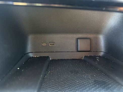 Used 2024 Chevrolet Traverse RS w/ LPO, Floor Liner Package image 19