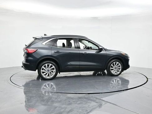 Certified 2022 Ford Escape Titanium w/ Titanium Elite Package image 2