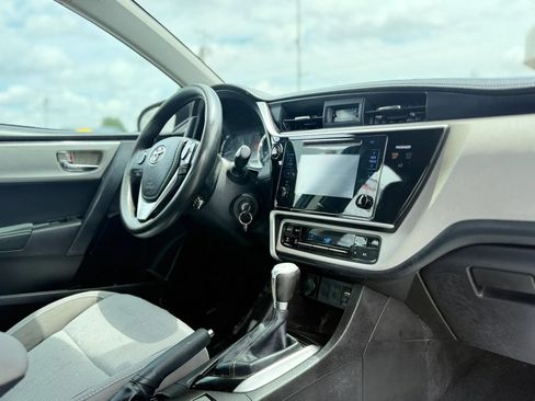 Used 2017 Toyota Corolla LE FWD image 34