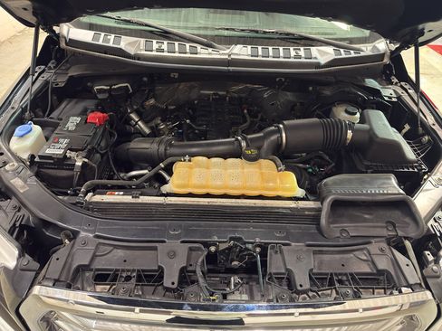 Used 2017 Ford F150 XLT w/ Equipment Group 302A Luxury image 31