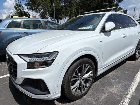 Used 2021 Audi Q8 Prestige w/ Prestige Package AWD/4WD image 6