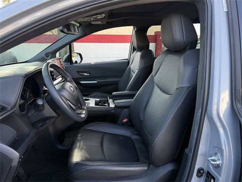 Used 2024 Toyota Sienna XLE Woodland Edition image 28