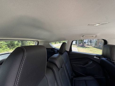 Used 2015 Ford Escape Titanium FWD image 28