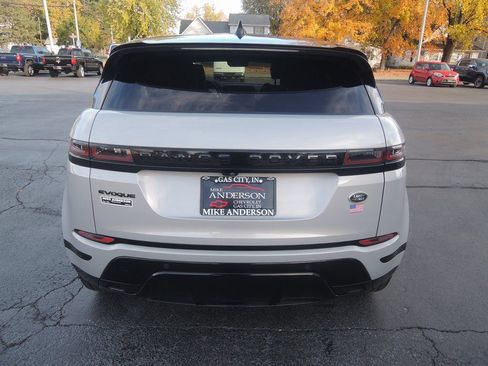 Used 2022 Land Rover Range Rover Evoque R-Dynamic S image 9