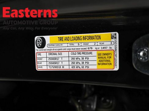 Used 2023 Chevrolet Colorado W/T RWD image 32