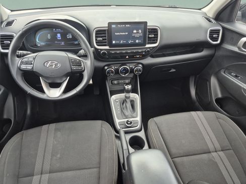 Used 2023 Hyundai Venue SEL w/ Cargo Package FWD image 12
