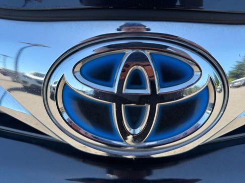 Used 2012 Toyota Camry XLE w/ Leather Pkg FWD image 34