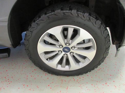Used 2018 Ford F150 XL w/ Equipment Group 101A Mid AWD/4WD image 28