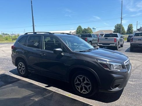 Used 2019 Subaru Forester Premium w/ Popular Package #1 AWD/4WD image 9