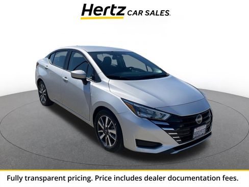Used 2025 Nissan Versa SV FWD image 1