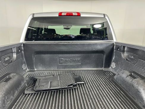 Used 2018 Chevrolet Silverado 1500 LT w/ All Star Edition image 27