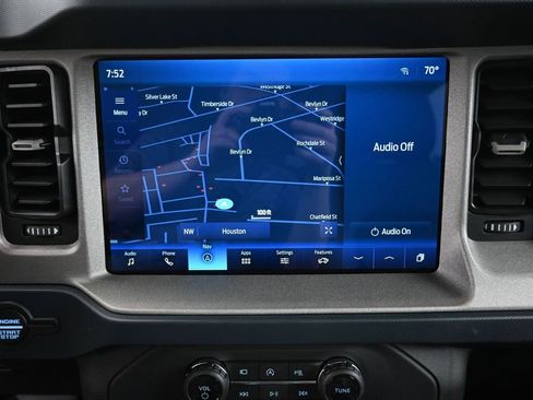 Used 2024 Ford Bronco Outer Banks image 4