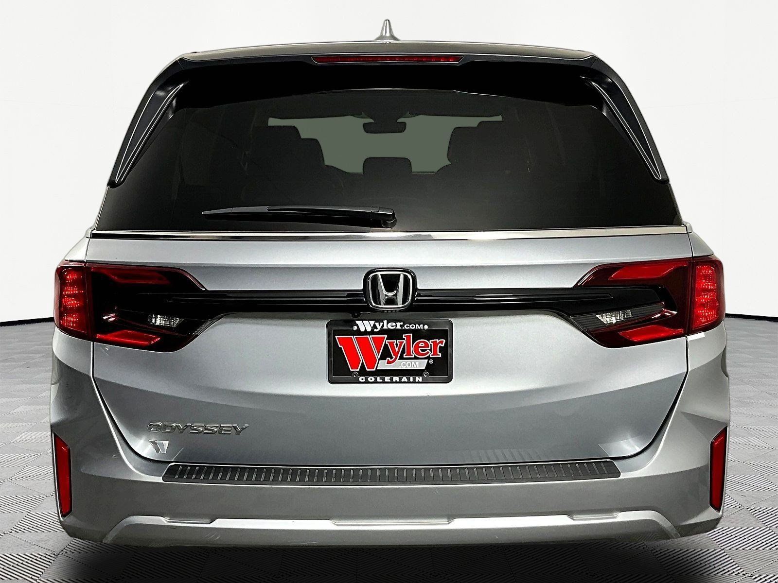 Used 2025 Honda Odyssey EX-L image 5
