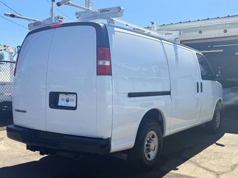 Used 2020 Chevrolet Express 2500 w/ Driver Convenience Package RWD image 5