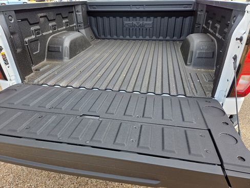 New 2026 GMC Sierra 1500 Elevation w/ Elevation Premium Package image 7