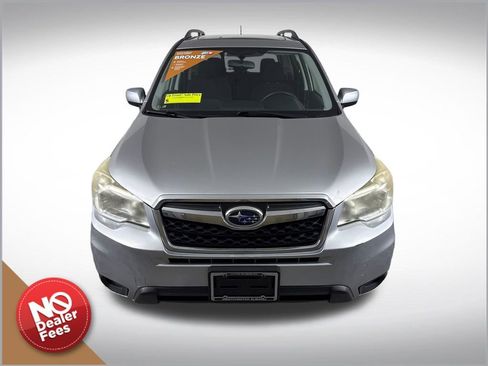 Used 2014 Subaru Forester 2.5i Premium w/ All-Weather Package AWD/4WD image 9