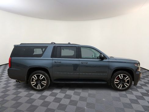 Used 2020 Chevrolet Suburban Premier AWD/4WD image 5