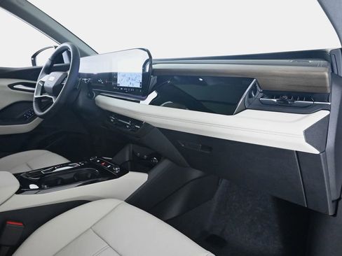 New 2025 Audi Q6 e-tron Premium image 14