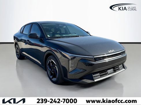 New 2026 Kia K4 EX image 7