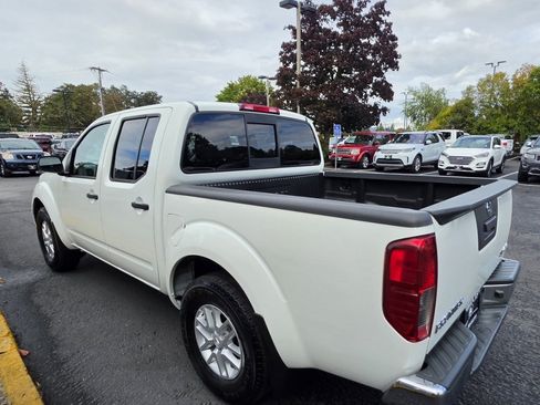 Used 2019 Nissan Frontier SV AWD/4WD image 4