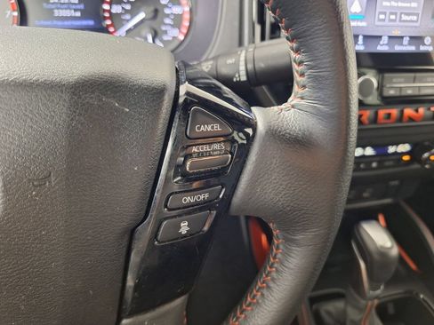Used 2025 Nissan Frontier Pro-X RWD image 19