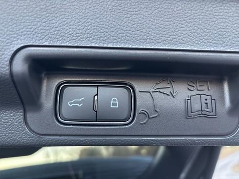 New 2026 Ford Explorer ST-Line w/ ST-Line Street Pack image 6