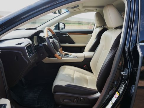 Used 2018 Lexus RX 350 FWD w/ Premium Package image 18