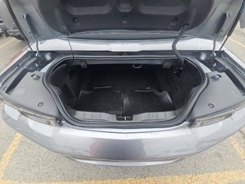 Used 2019 Chevrolet Camaro LT w/ RS Package image 7