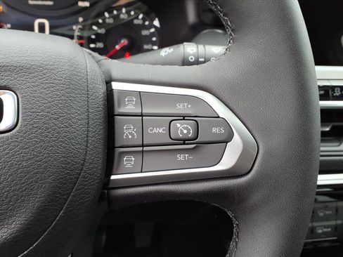 New 2026 Jeep Compass Limited image 15