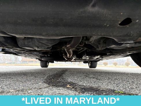 Used 2011 Toyota Sienna XLE image 29