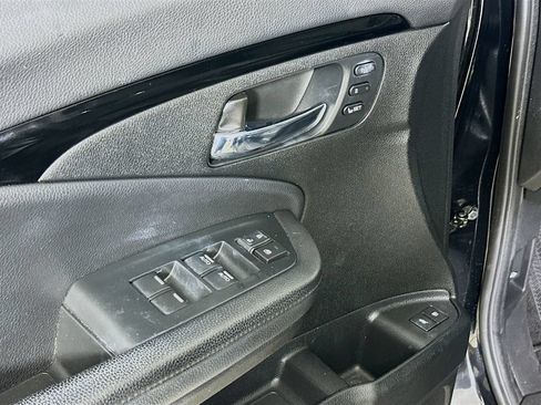 Certified 2021 Honda Pilot Touring image 21