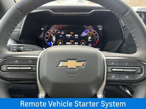 New 2024 Chevrolet Colorado LT w/ LT Convenience Package III image 13