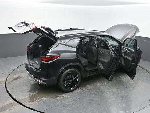 New 2026 Chevrolet Blazer LT w/ Sound & Technology Package FWD image 46